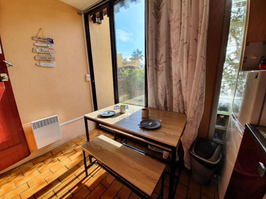 Studio De 23 M2 Avec Jardinet 400M De La Plage 르발카레스 외부 사진